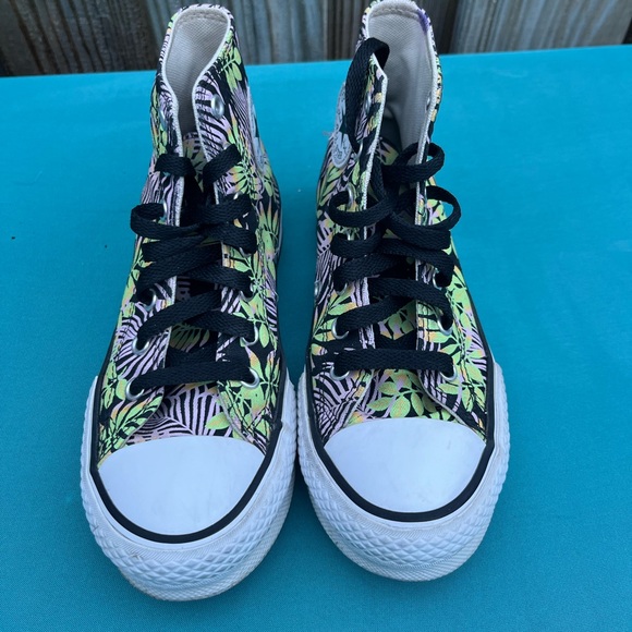 Converse Chuck Taylor All Star Jungle Platform Sneakers Youth size 2. - Picture 6 of 13